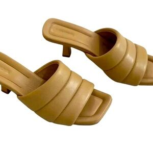 Vince Women's Ceil Low Kitten Heel Slide Sandal Beige Size 7